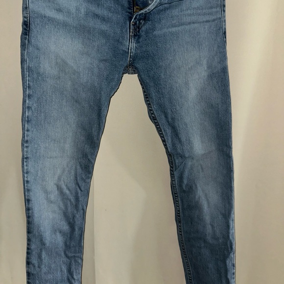 Levi’s jeans light blue. Size Men 28x30. Excellent condition. - Picture 7 of 7